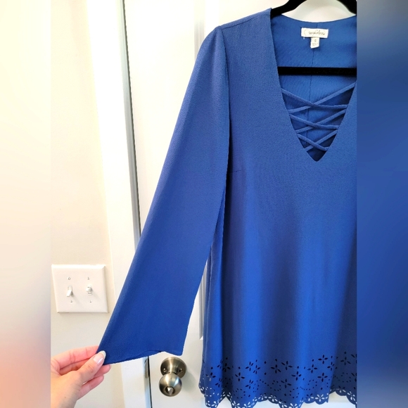 Speechless Dress - Picture 2 of 8